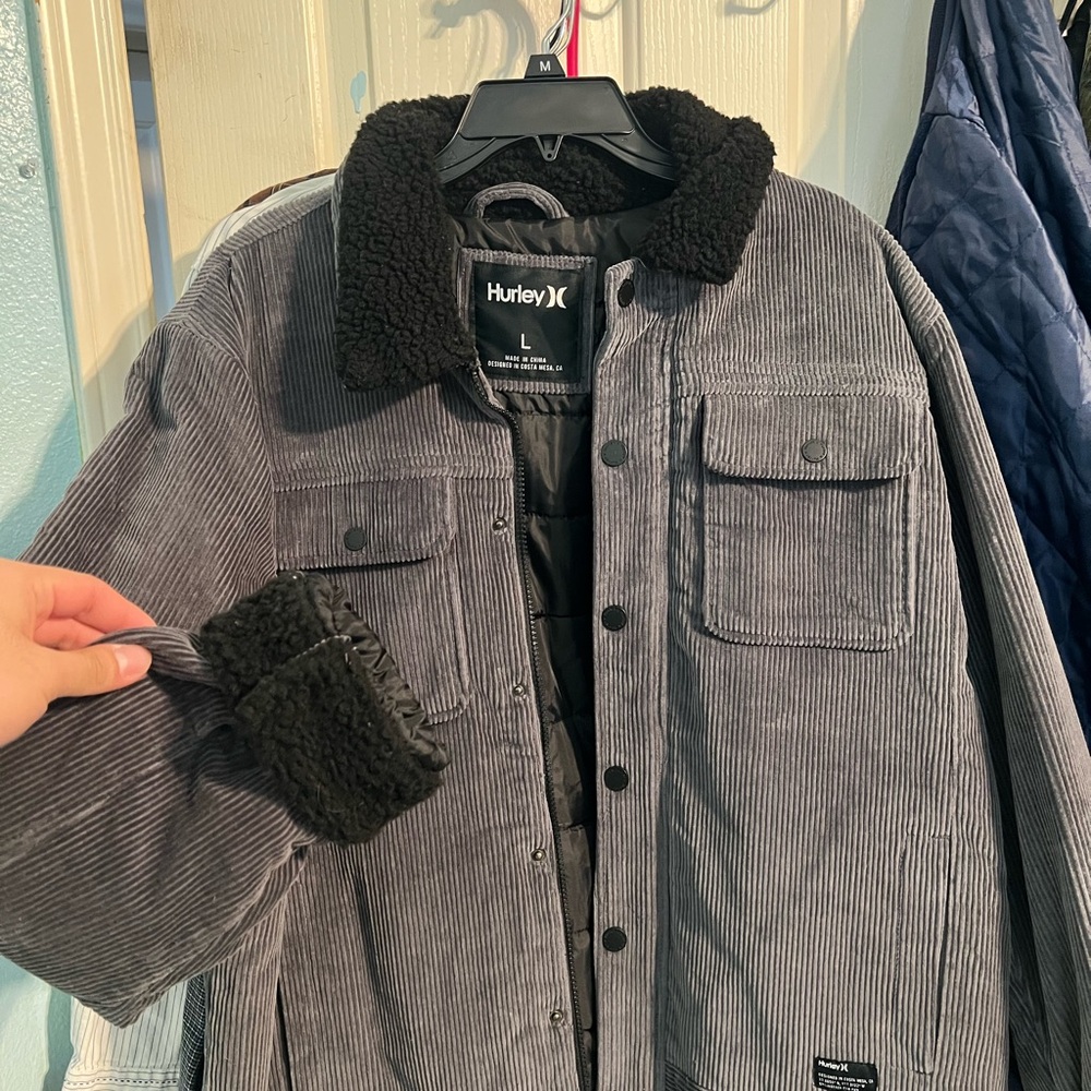 Hurley Gray and Black Puffer Jacket with Sherpa Collar